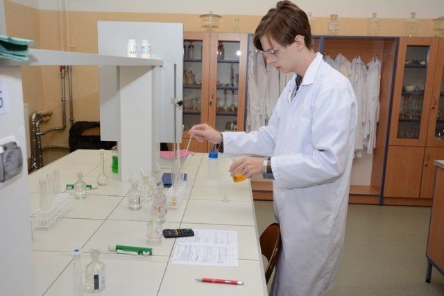 Druga edycja konkursu „Młody Chemik Eksperymentuje” za nami