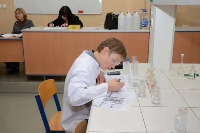 Druga edycja konkursu „Młody Chemik Eksperymentuje” za nami