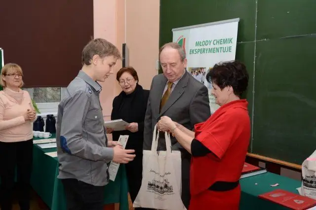 Druga edycja konkursu „Młody Chemik Eksperymentuje” za nami