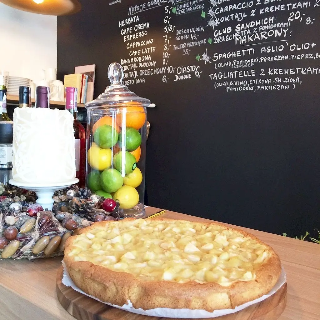 Domowe ciasto z jabłkami
