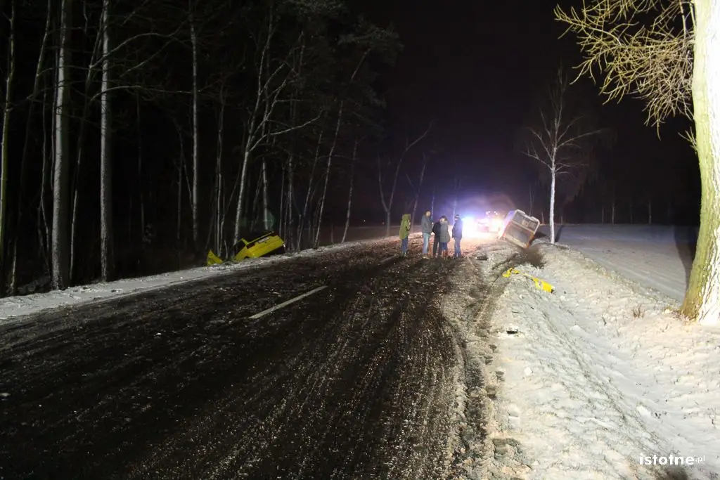Auotobus zderzył się z osobówką - jedna osoba ranna