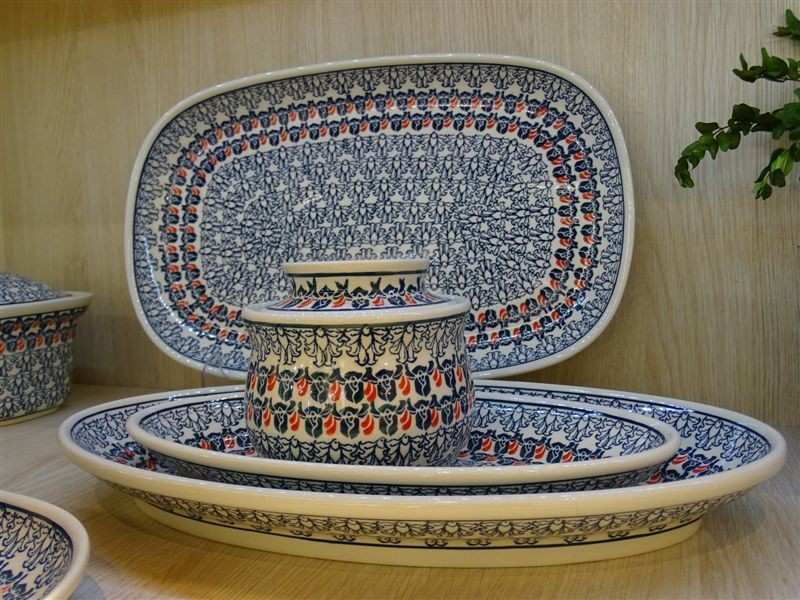 Nowe wzory ceramiki bolesławieckiej Z.C. Bolesławiec