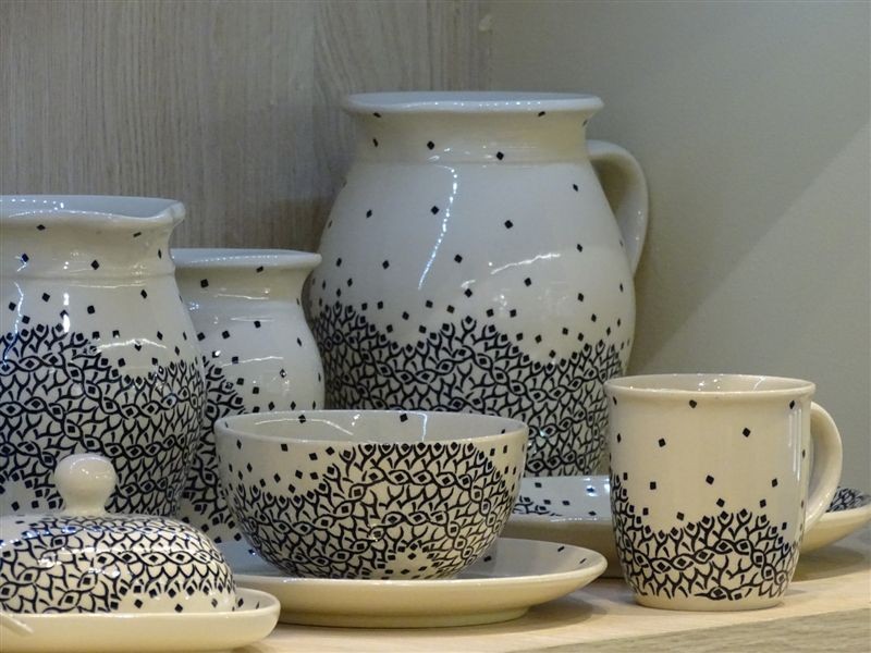 Nowe wzory ceramiki bolesławieckiej Z.C. Bolesławiec