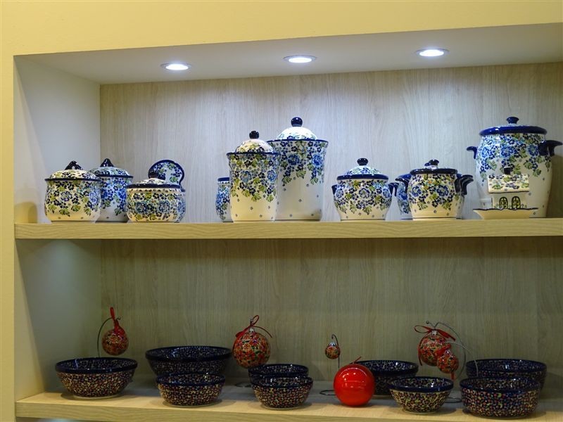 Nowe wzory ceramiki bolesławieckiej Z.C. Bolesławiec