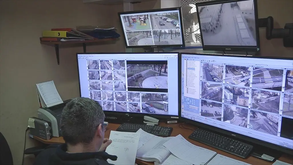 Bezpieczniej na placu zabaw. Są nowe kamery monitoringu