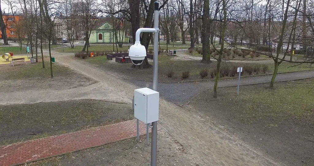 Bezpieczniej na placu zabaw. Są nowe kamery monitoringu