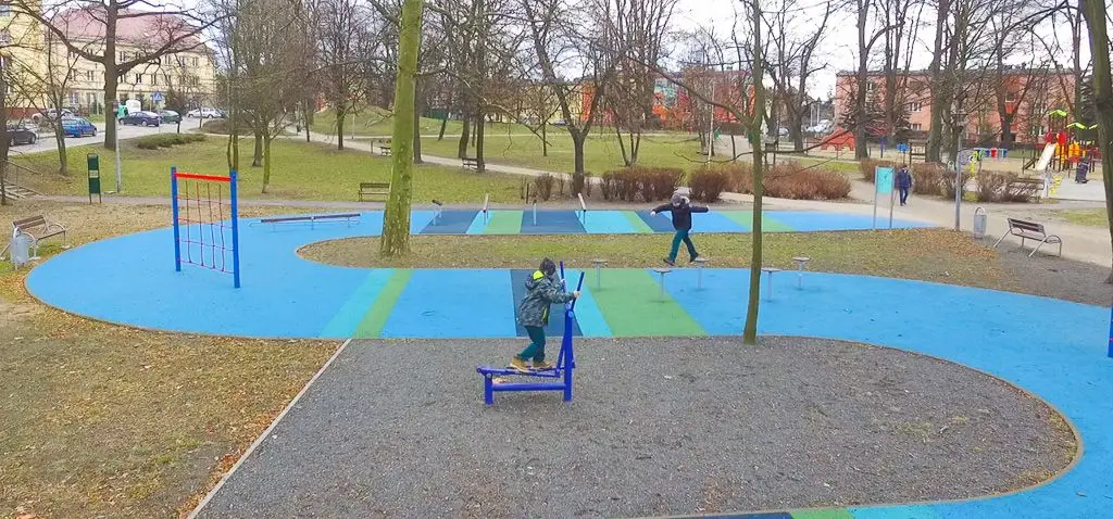 Bezpieczniej na placu zabaw. Są nowe kamery monitoringu