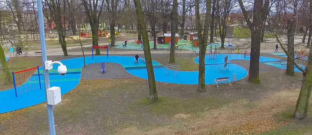 Bezpieczniej na placu zabaw. Są nowe kamery monitoringu