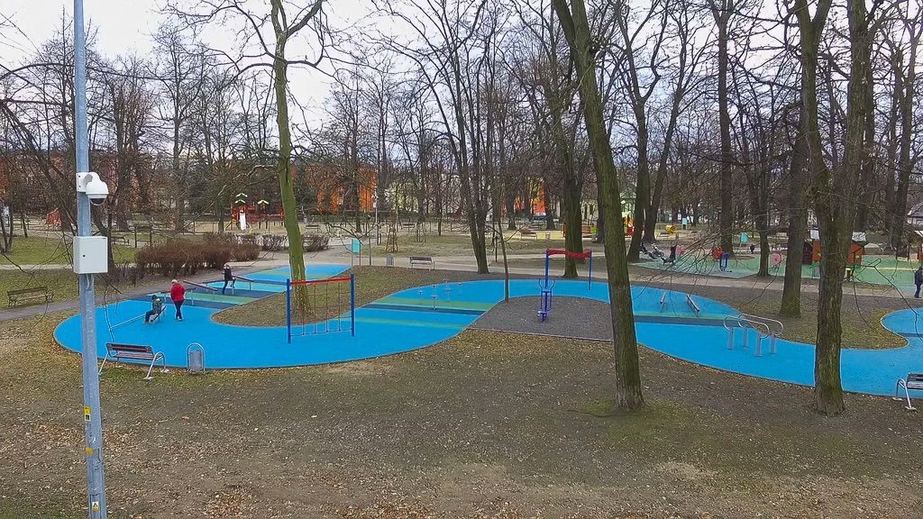 Bezpieczniej na placu zabaw. Są nowe kamery monitoringu