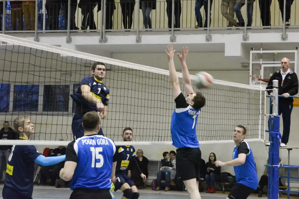 BTS Elektros vs MKS Pogoń Góra 3:0