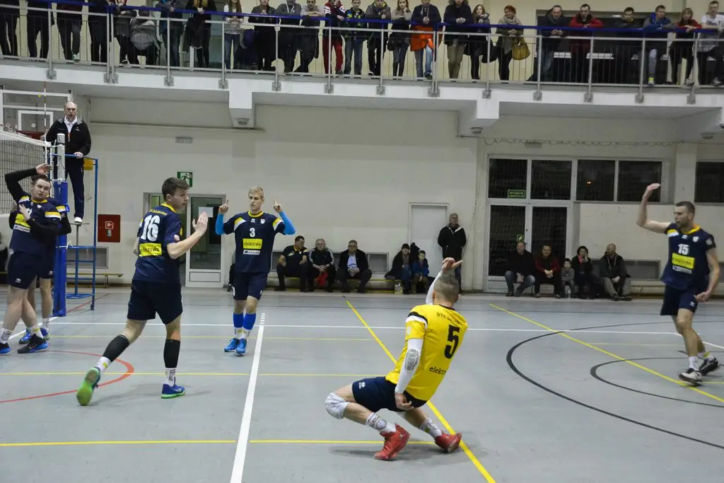 BTS Elektros vs MKS Pogoń Góra 3:0