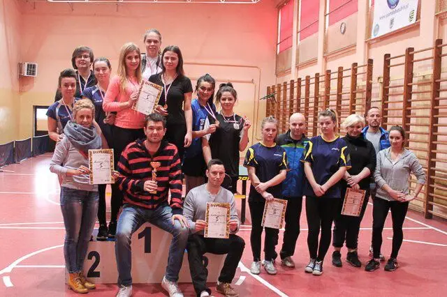 Tenisistki stołowe z II LO w finale wojewódzkim