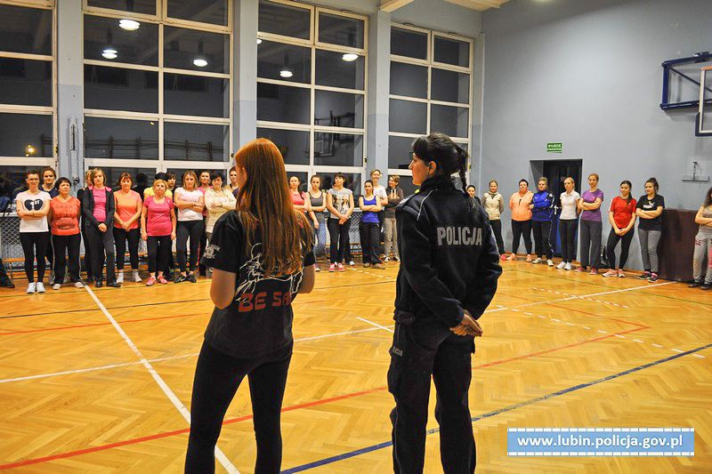 Ruszyła 7 edycja kursu samoobrony „Bezpieczna Kobieta”