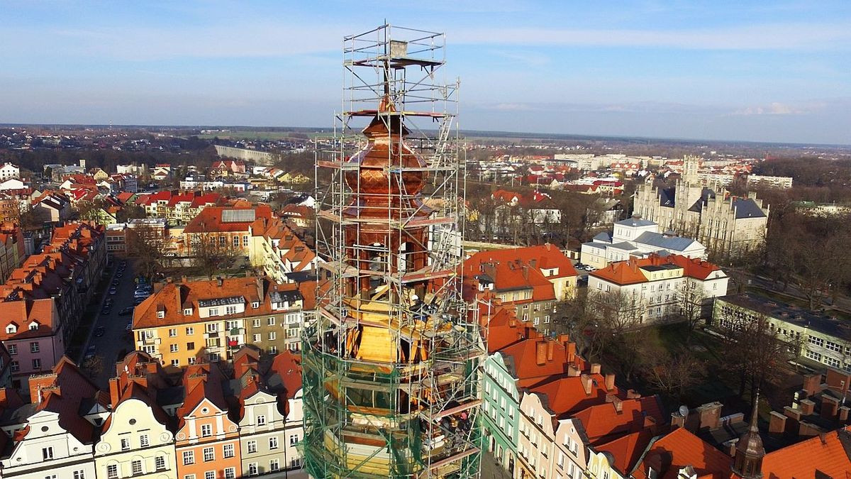 Zobacz odnowiony hełm ratusza i skrywane w nim tajemnice