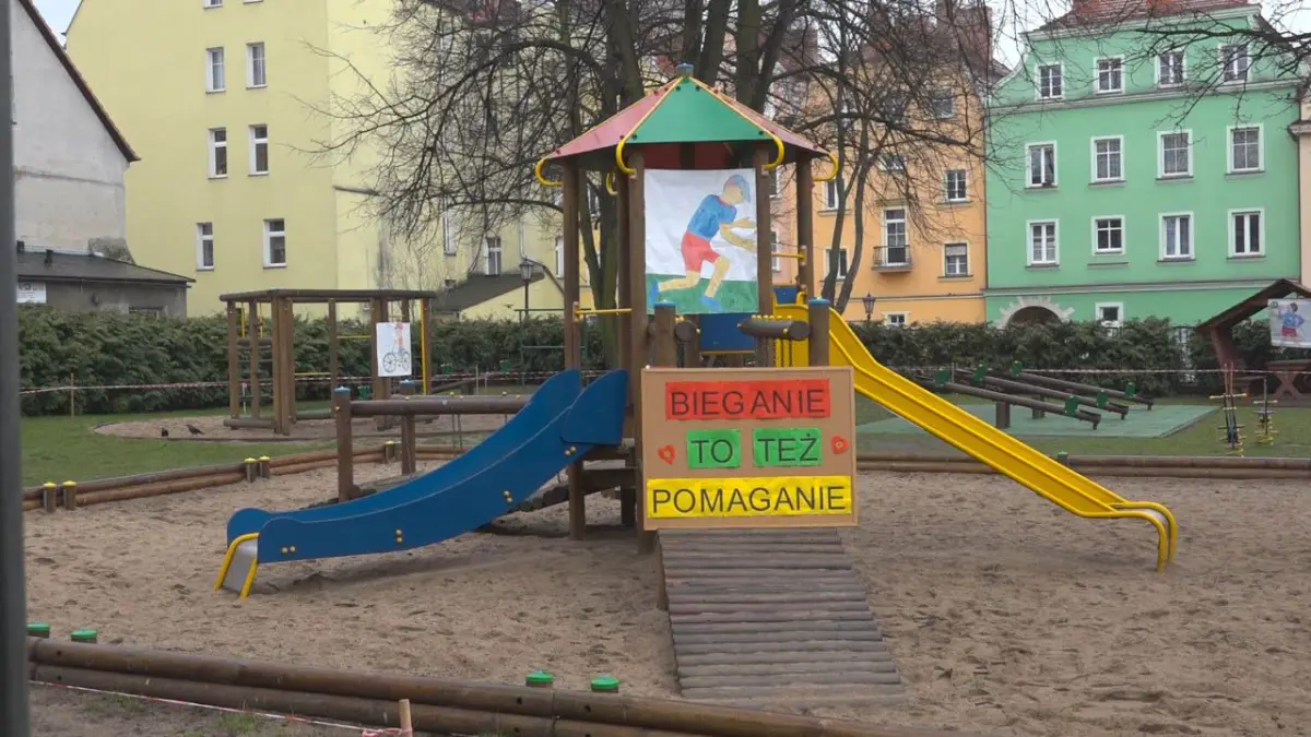Szczytny cel Biegu Dzieci – Dzieciom