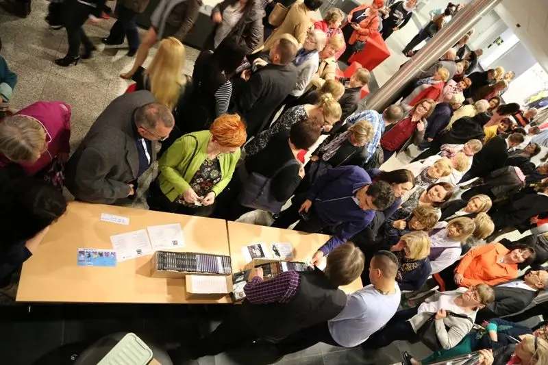 Tłumy na koncercie Michała Bajora w Bolesławcu