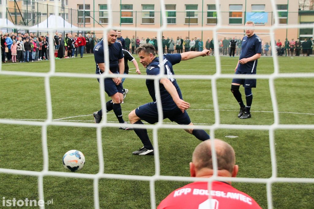 Mecz księża-policjanci