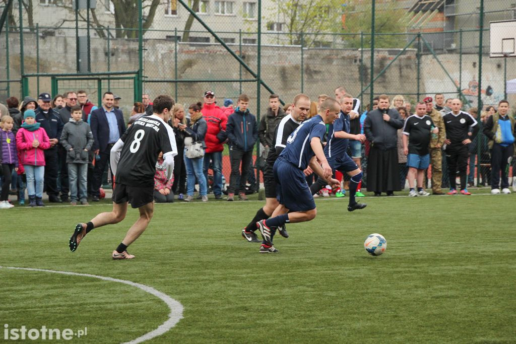 Mecz księża-policjanci