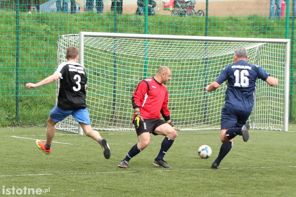 Mecz księża-policjanci