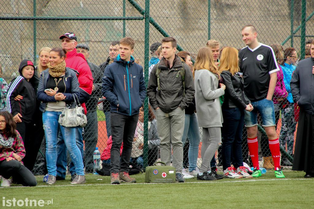 Mecz księża-policjanci