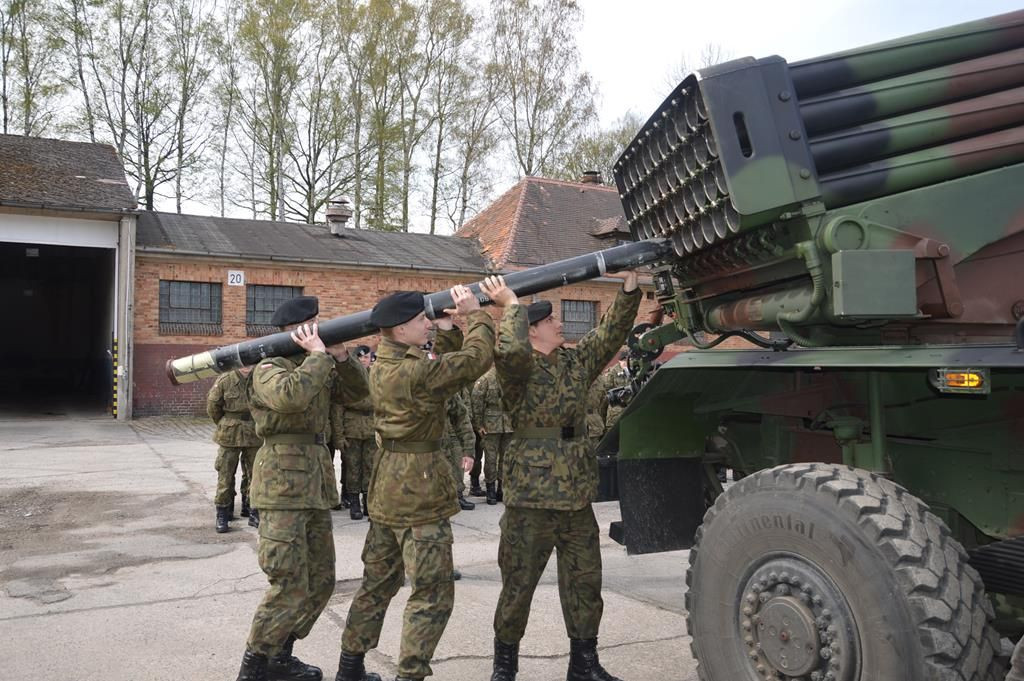 Zakończenie szkolenia elewów w 23 Pułku Artylerii
