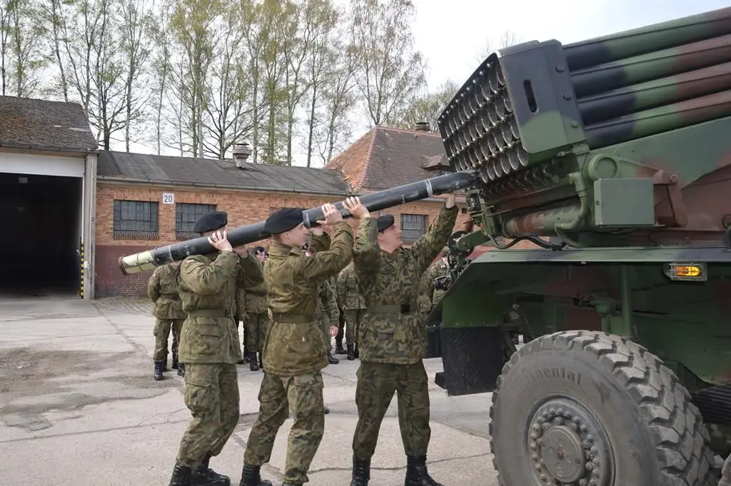 Zakończenie szkolenia elewów w 23 Pułku Artylerii