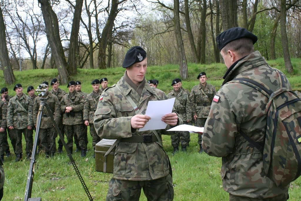 Zakończenie szkolenia elewów w 23 Pułku Artylerii