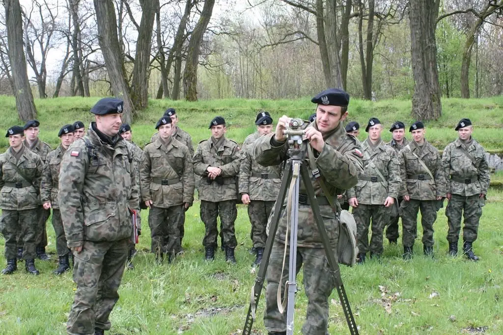 Zakończenie szkolenia elewów w 23 Pułku Artylerii