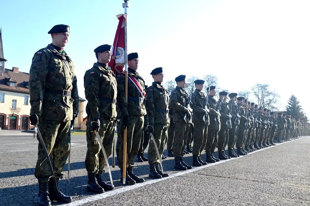 Zakończenie szkolenia elewów w 23 Pułku Artylerii