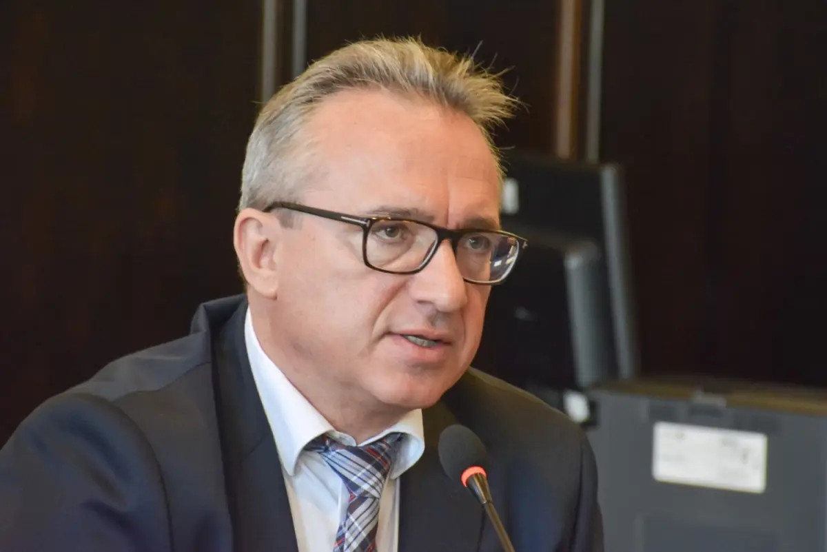 Piotr Roman