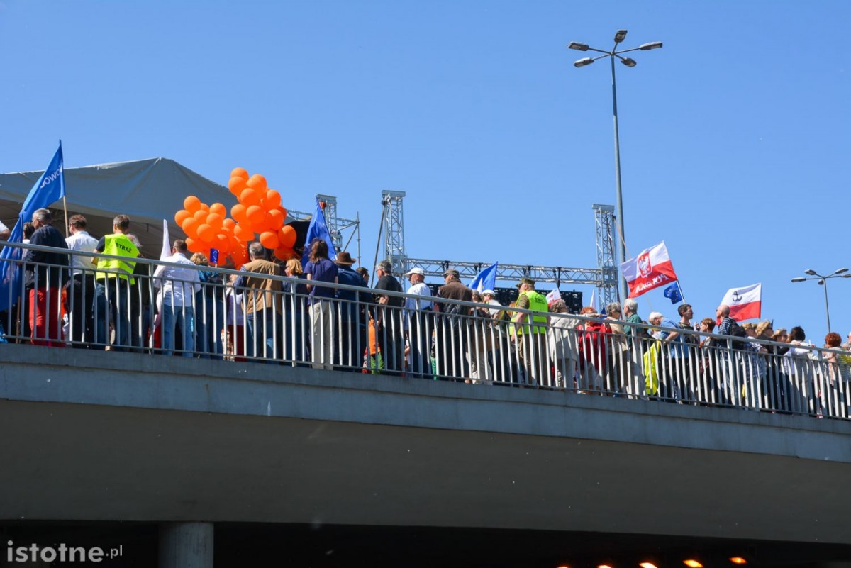 Bolesławianie na marszu 7 maja