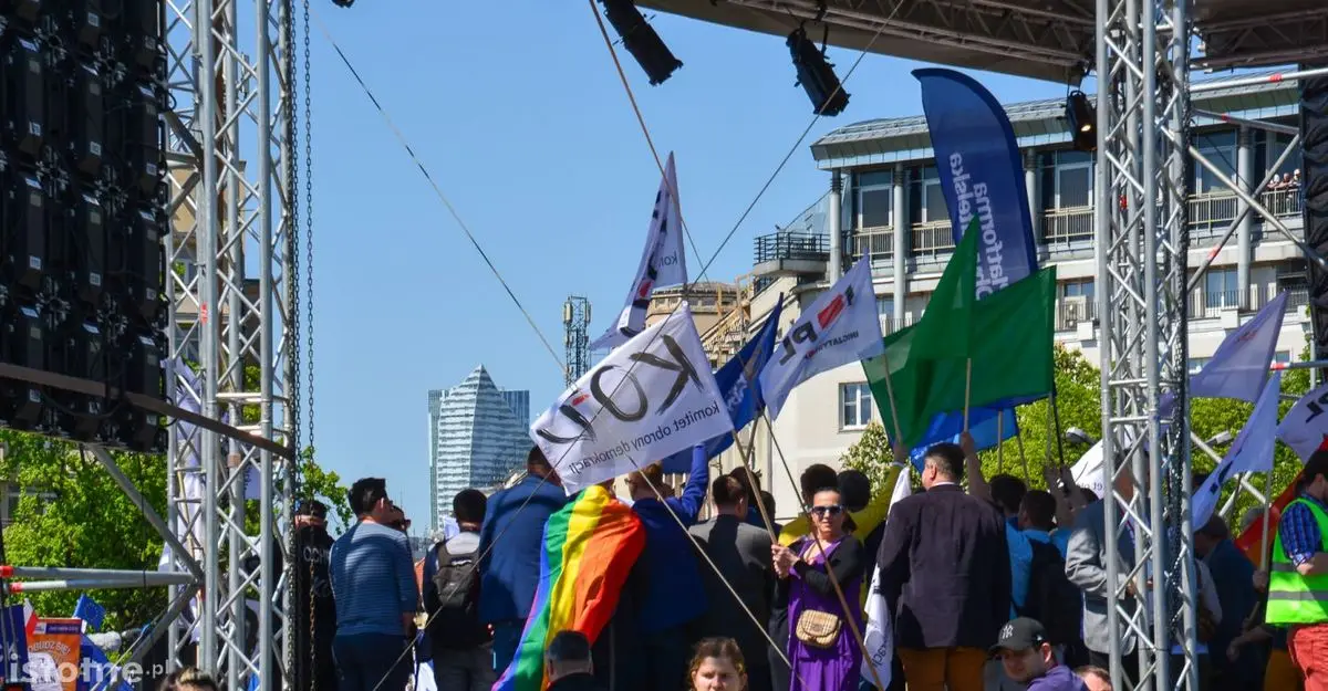 Bolesławianie na marszu 7 maja
