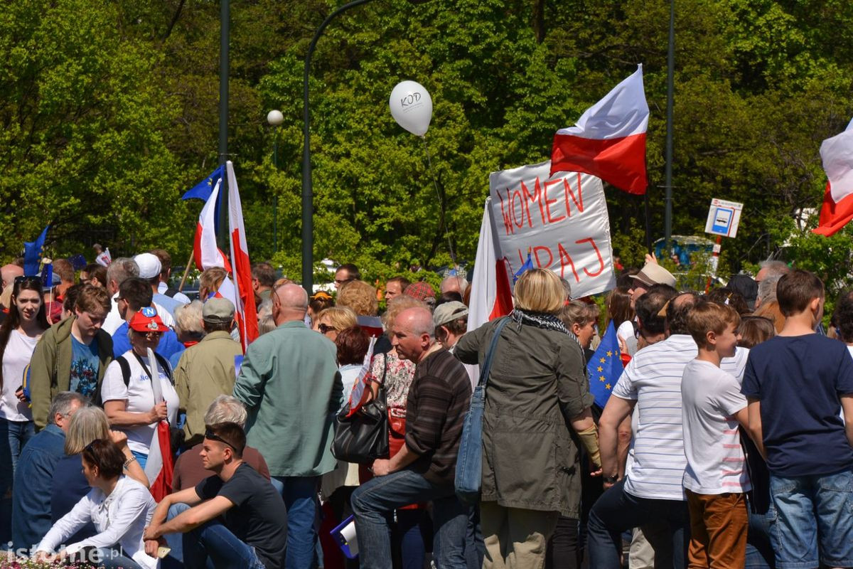 Bolesławianie na marszu 7 maja