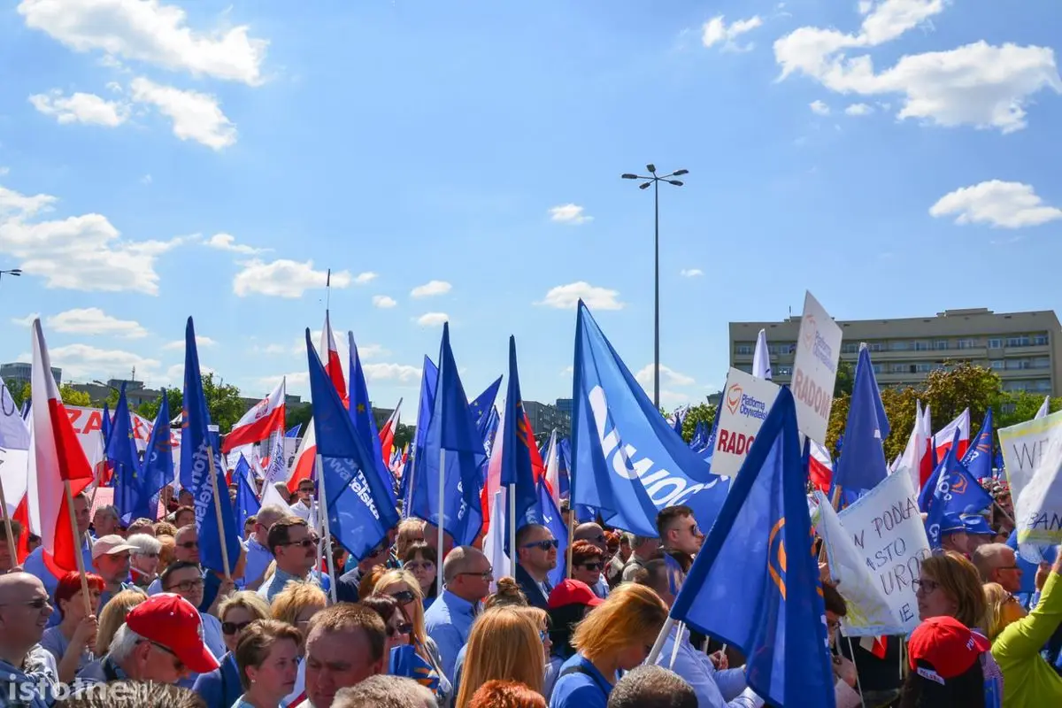 Bolesławianie na marszu 7 maja