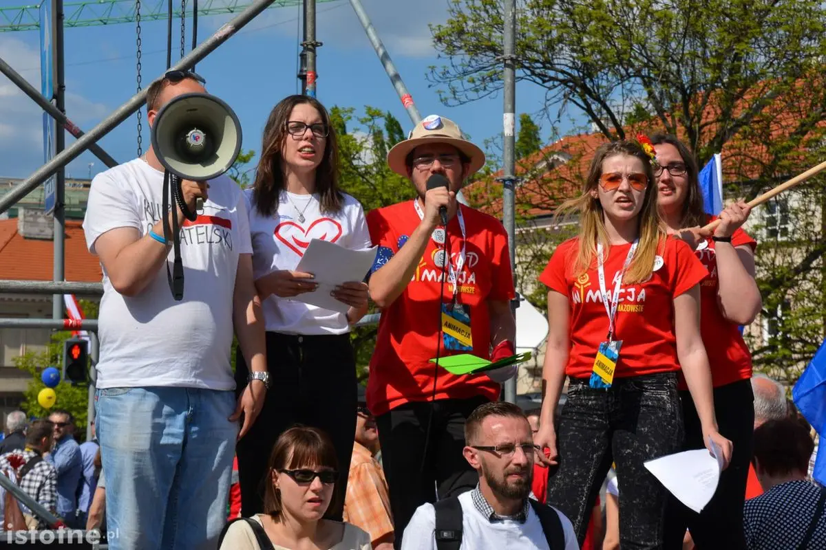 Bolesławianie na marszu 7 maja