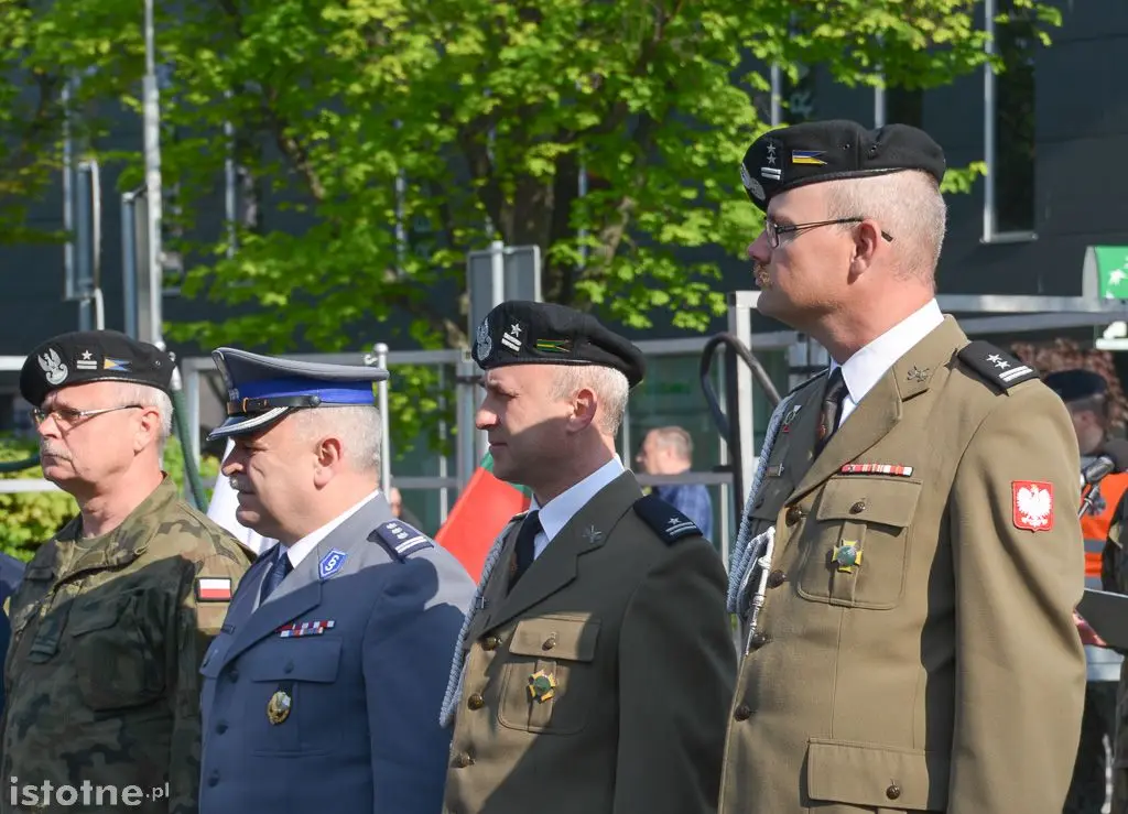 Pożegnali żołnierzy wyjeżdżających na misję do Kosowa