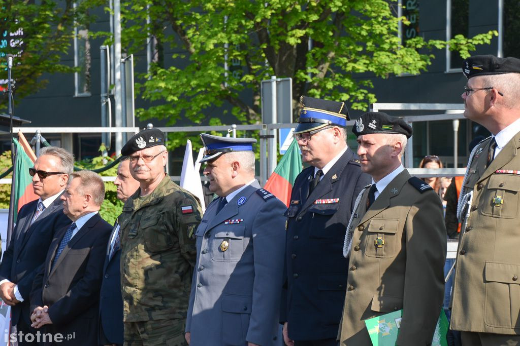 Pożegnali żołnierzy wyjeżdżających na misję do Kosowa