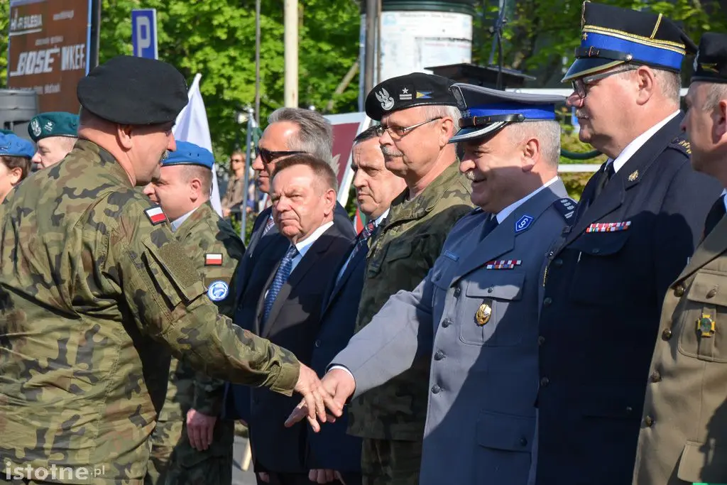 Pożegnali żołnierzy wyjeżdżających na misję do Kosowa