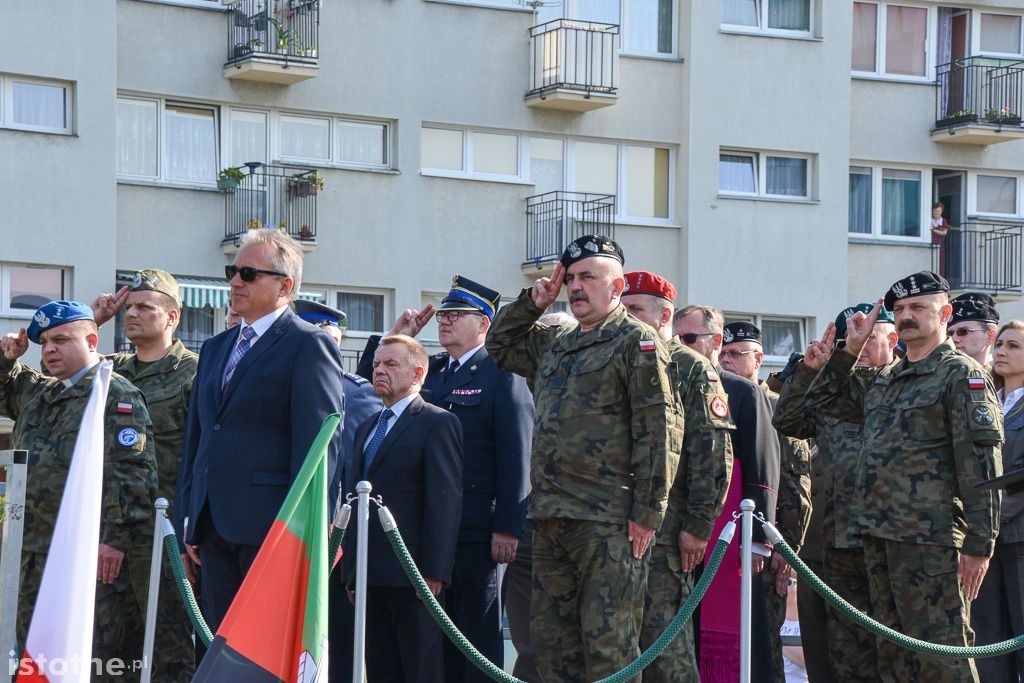Pożegnali żołnierzy wyjeżdżających na misję do Kosowa
