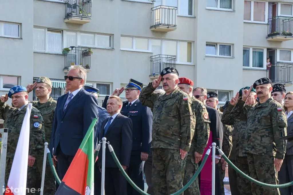 Pożegnali żołnierzy wyjeżdżających na misję do Kosowa
