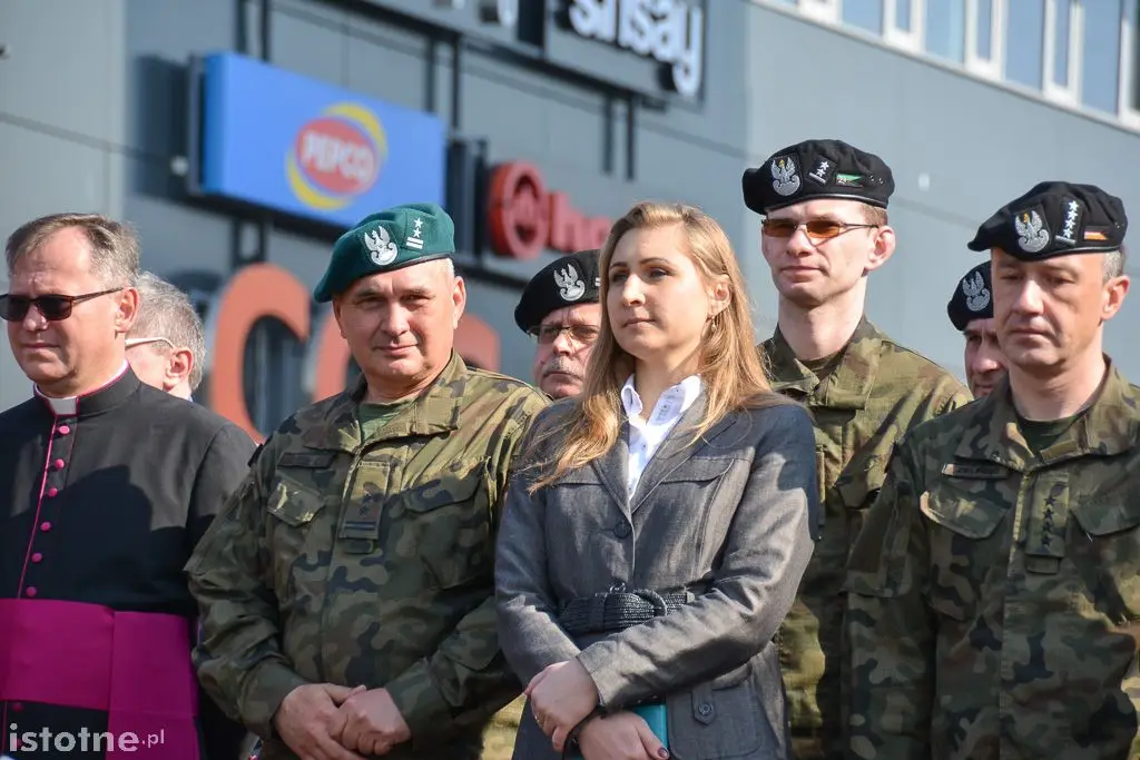 Pożegnali żołnierzy wyjeżdżających na misję do Kosowa