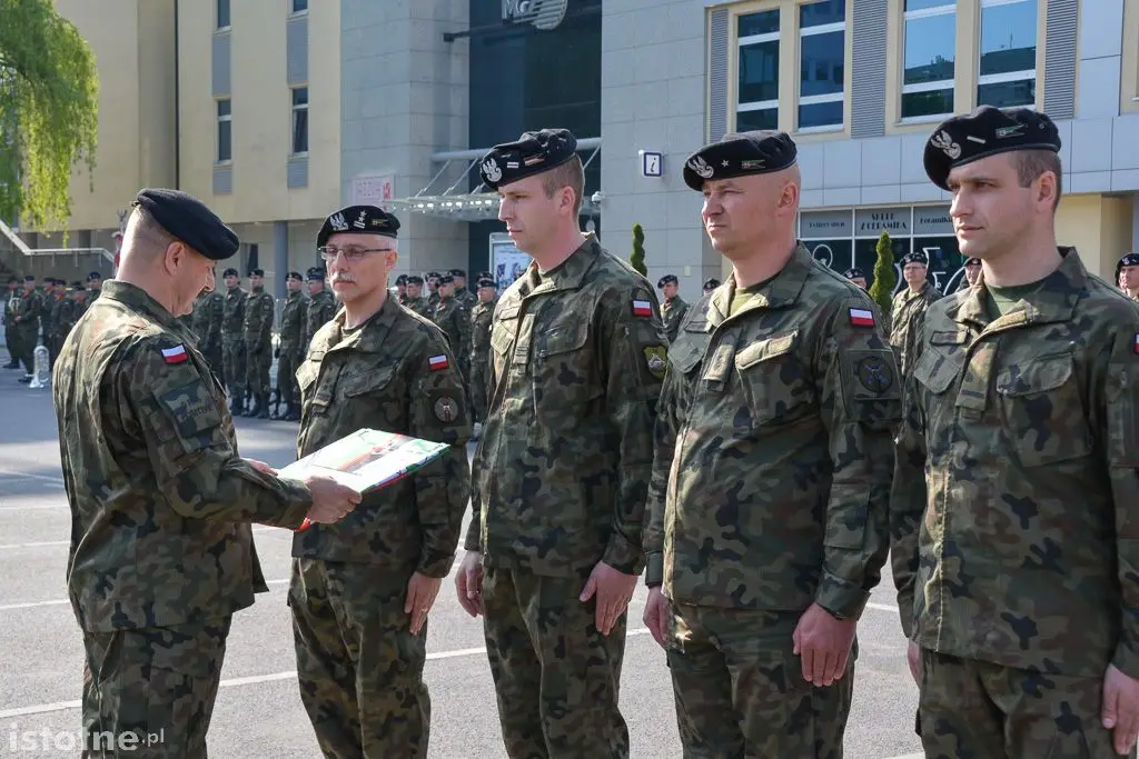 Pożegnali żołnierzy wyjeżdżających na misję do Kosowa