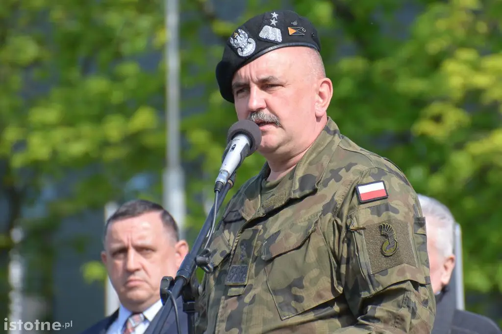 Pożegnali żołnierzy wyjeżdżających na misję do Kosowa