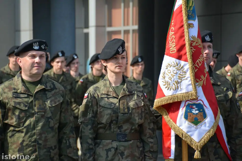 Pożegnali żołnierzy wyjeżdżających na misję do Kosowa