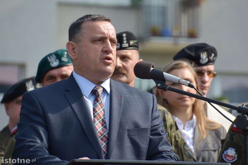 Pożegnali żołnierzy wyjeżdżających na misję do Kosowa