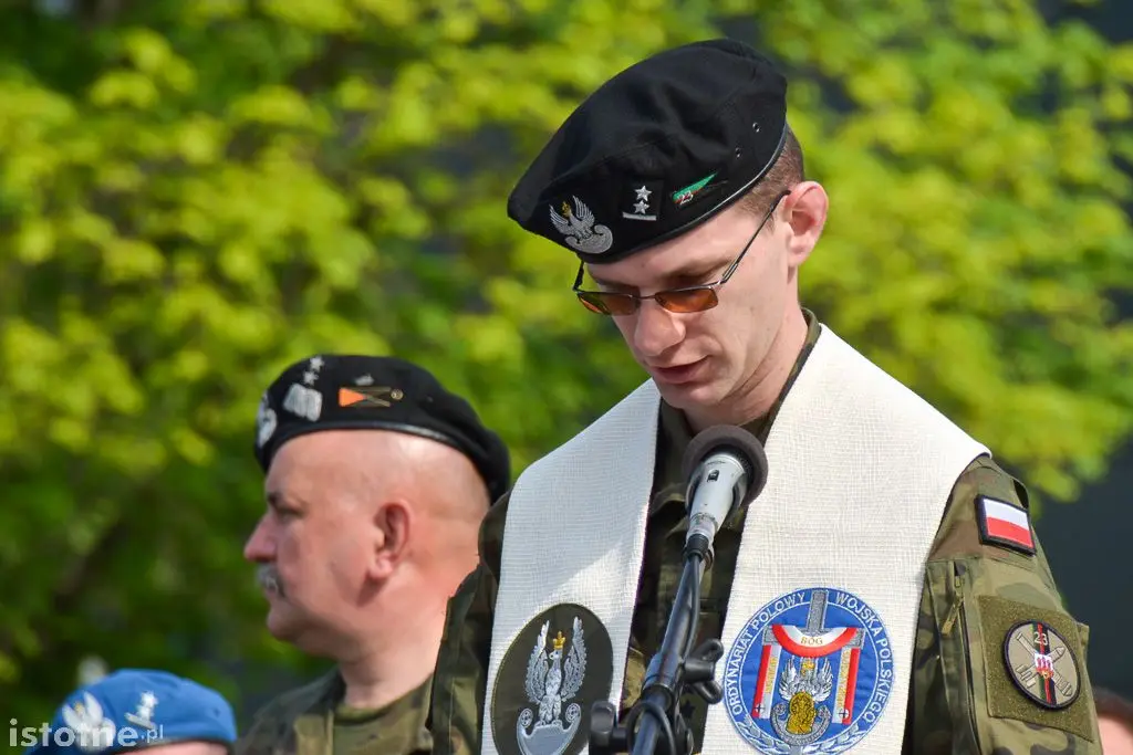 Pożegnali żołnierzy wyjeżdżających na misję do Kosowa