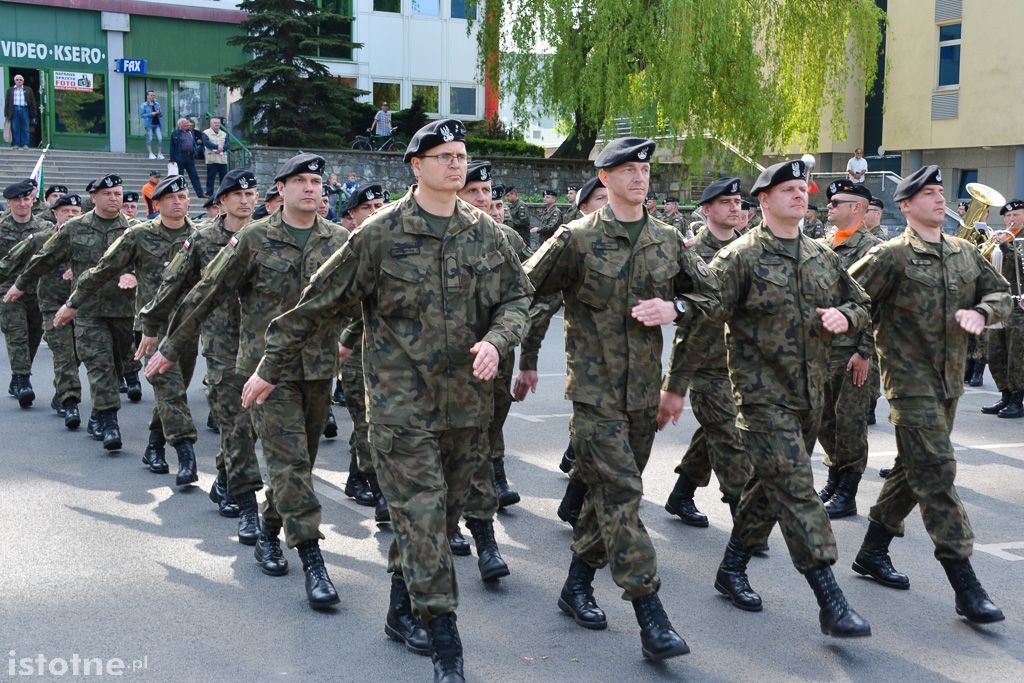 Pożegnali żołnierzy wyjeżdżających na misję do Kosowa