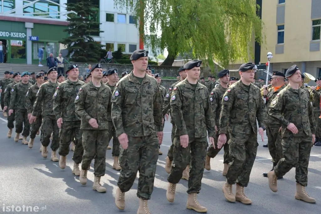 Pożegnali żołnierzy wyjeżdżających na misję do Kosowa