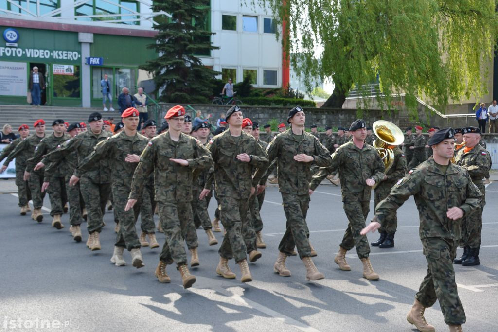Pożegnali żołnierzy wyjeżdżających na misję do Kosowa