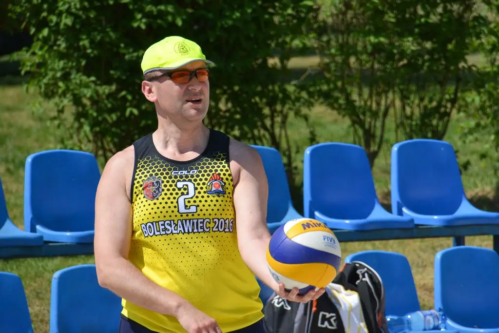 Ruszyły mistrzostwa strażaków w siatkówce plażowej